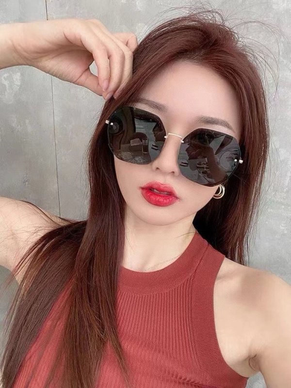 Occhiali Chanel P105
