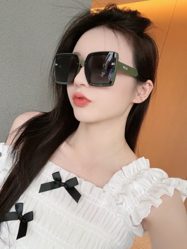 Occhiali Miu Miu P105
