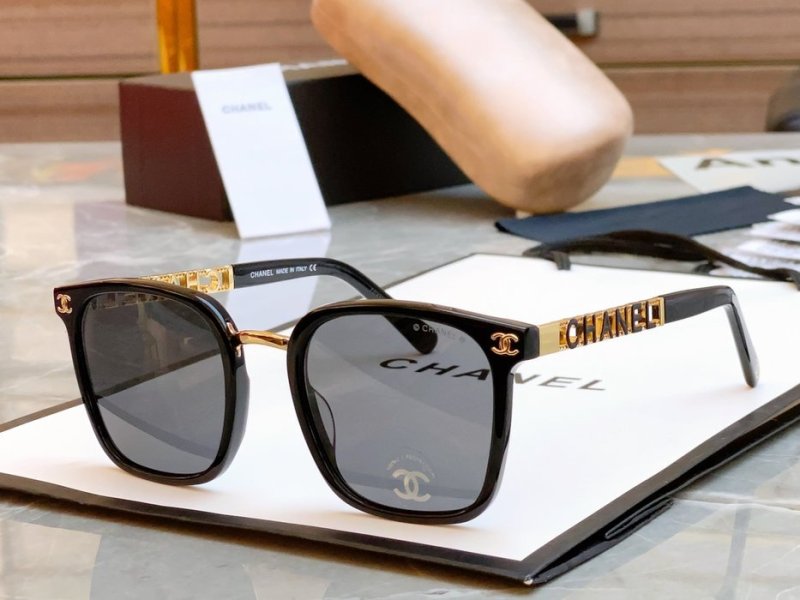 Occhiali Chanel P170