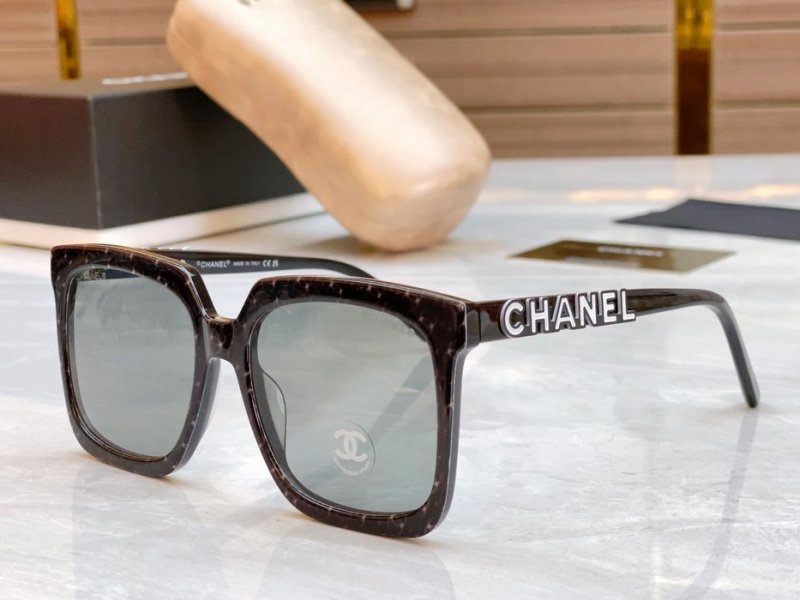 Occhiali Chanel P175