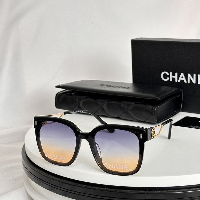 Occhiali Chanel P155
