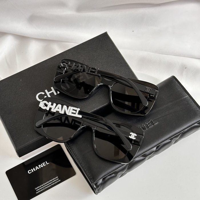 Occhiali Chanel