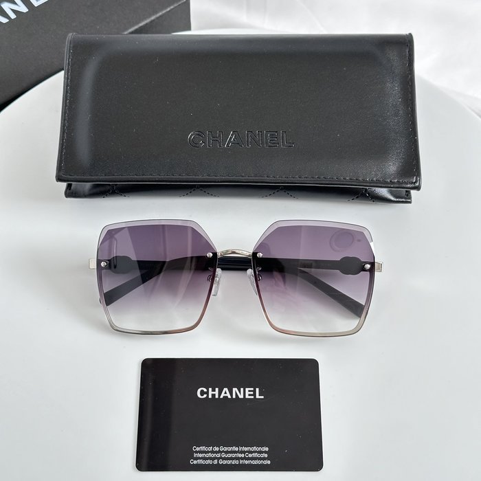 Occhiali Chanel P175