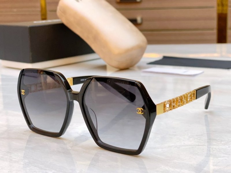Occhiali Chanel P185