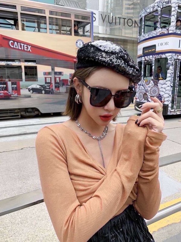 Occhiali Chanel P100