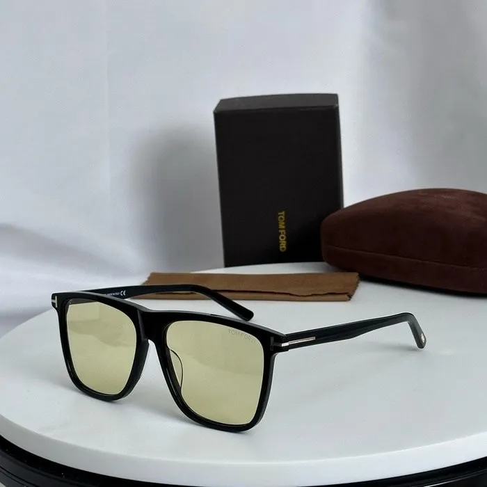 Occhiali Tom Ford P135