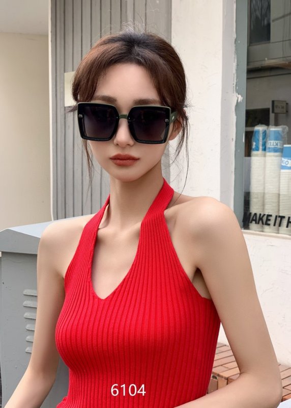 Occhiali Miu Miu P105