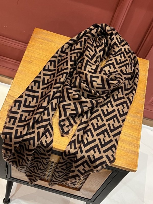 Sciarpe Fendi