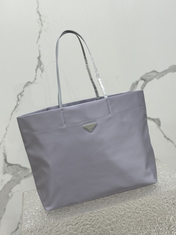 Prada Saffiano 40x34x16cm 1BG107
