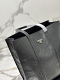 Prada 36x 39x 13cm 1BG587