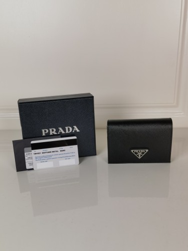 Prada Portafoglio 1MV021 11.2x8.5cm