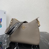 Prada 1BC178 32x 25.5x 7.5cm