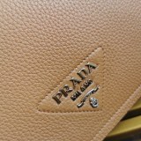 Prada  1BD314  23x 15.5x 9cm