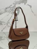 Prada  25× 5.5cm  1BD358