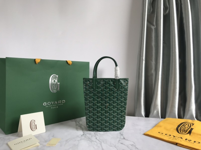 GOYARD Poitiers 020187 21x24cm