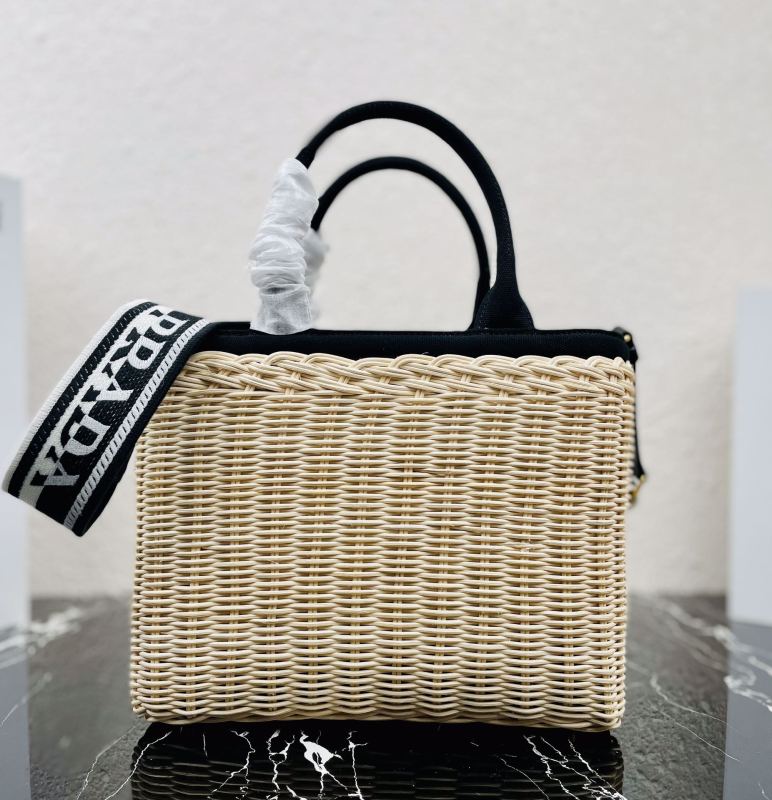 Prada 1BG835 26cm* 18cm* 11.5cm