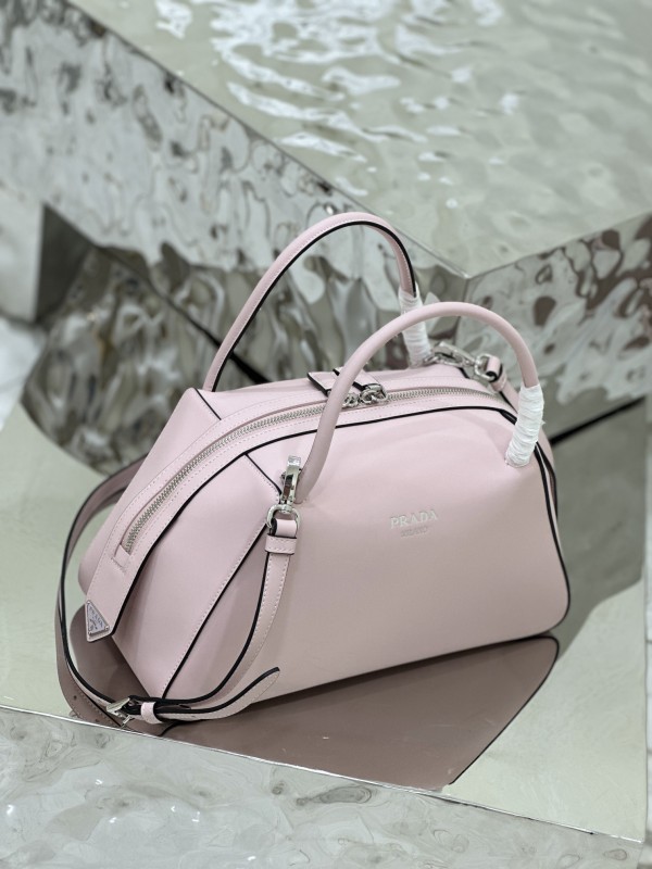 Prada 31×16×13.5cm 1BA365