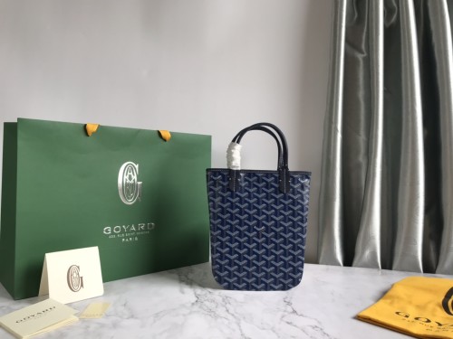 GOYARD Poitiers 020187 21x24cm