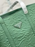 Prada 36x 39x 13cm 1BG587