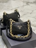 Prada  25 x 18x 7cm 1BC157