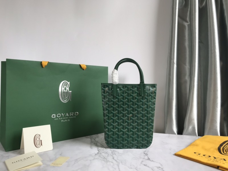 GOYARD Poitiers 020187 21x24cm