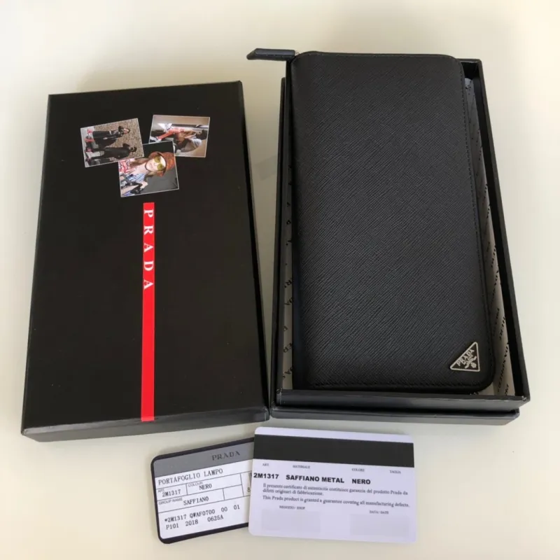 Prada Portafoglio 2M1317 20cm×10.3cm