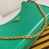 Prada 1BH204  22x18x 6,5cm