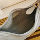 Prada HOBO 1NE515 23x13x5cm