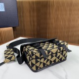 Prada  2VD034  22x 16x 8.5cm