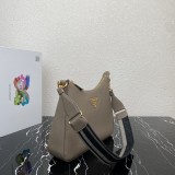 Prada 1BC178 32x 25.5x 7.5cm