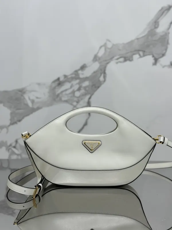 Prada 32×19×4.5cm 1BA421
