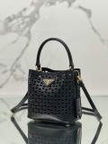 Prada 18×17×10.5 cm 1BA217