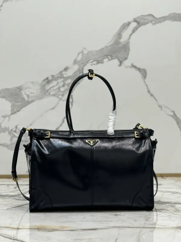 Prada 42x 30x 12cm 1BA439