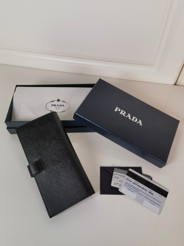 Prada Portafoglio 1MV025 18×9cm