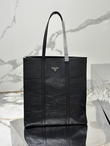 Prada 36x 39x 13cm 1BG587