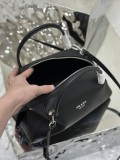 Prada 31×16×13.5cm 1BA365