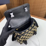 Prada  2VD034  22x 16x 8.5cm