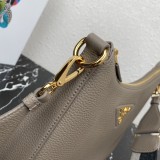 Prada 1BC178 32x 25.5x 7.5cm