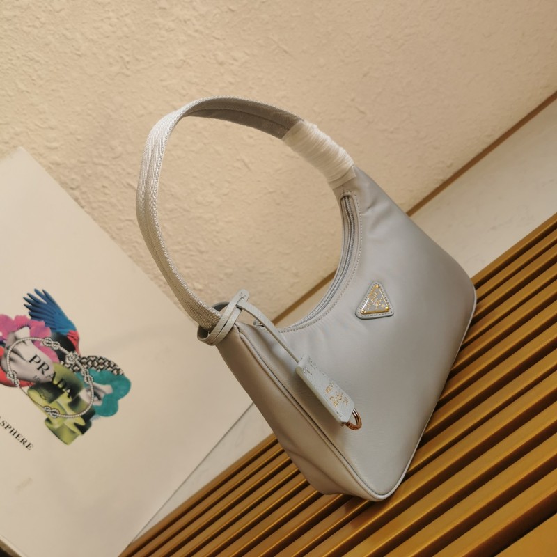 Prada HOBO 1NE515 23x13x5cm