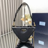 Prada  1BC176  26cm* 16cm* 13cm
