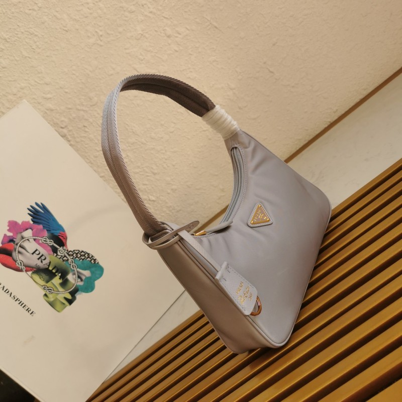 Prada HOBO 1NE515 23x13x5cm
