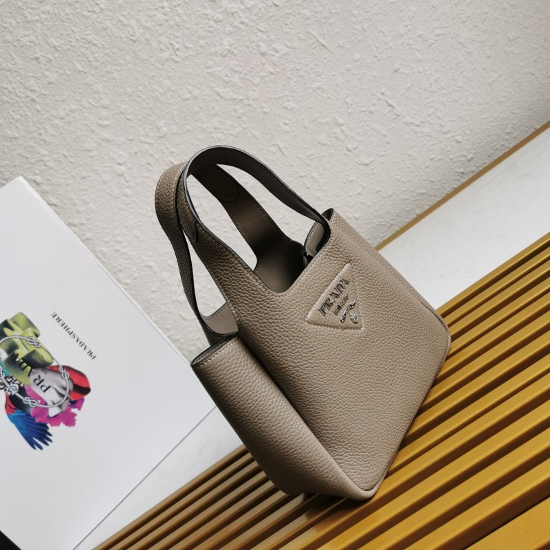 Prada 1BA349 18x15.5x10CM