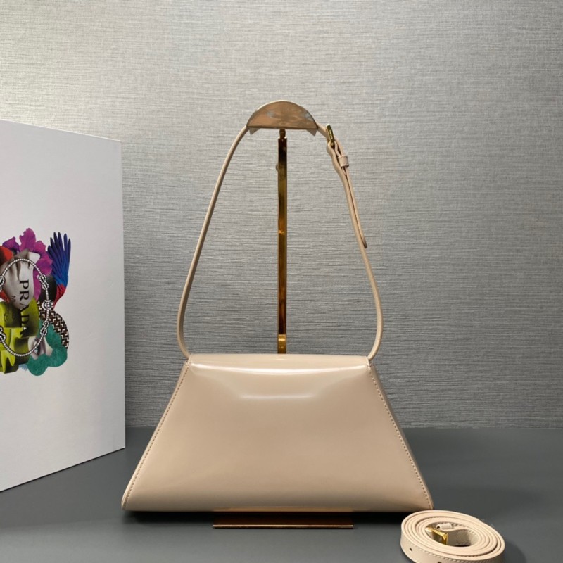 Prada 1BD343 28.5x 14x 7cm