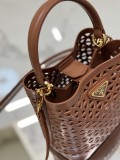 Prada 18×17×10.5 cm 1BA217