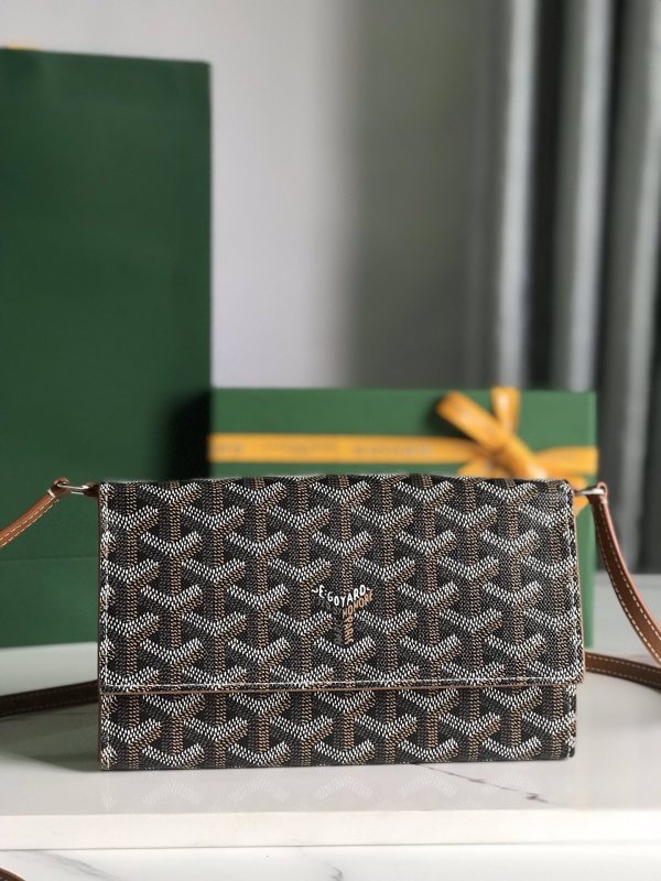 GOYARD  Varenne  02019 12x3.5x19 cm
