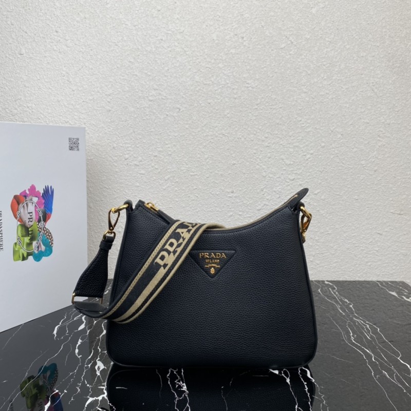 Prada 1BC178 32x 25.5x 7.5cm