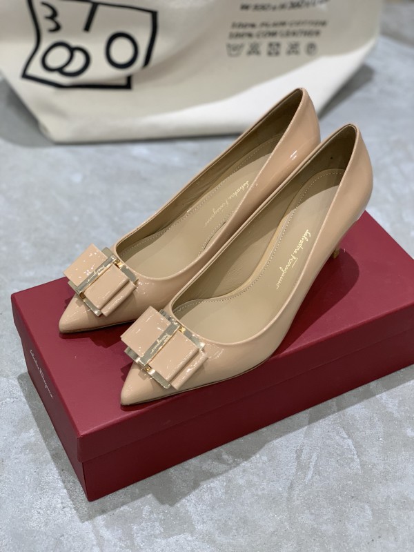 Scarpe  Ferragamo Altezza tacco 1cm/7cm 35-40