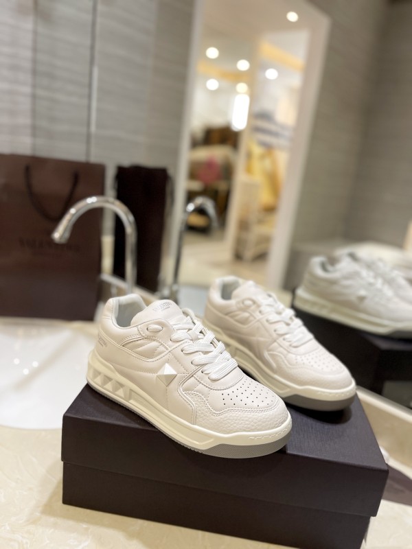 Scarpe Valentino unisex  2024' 35-46