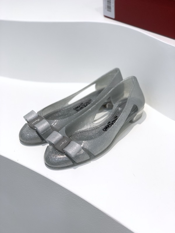 Sandali Ferragamo Altezza tacco 3cm 35-39