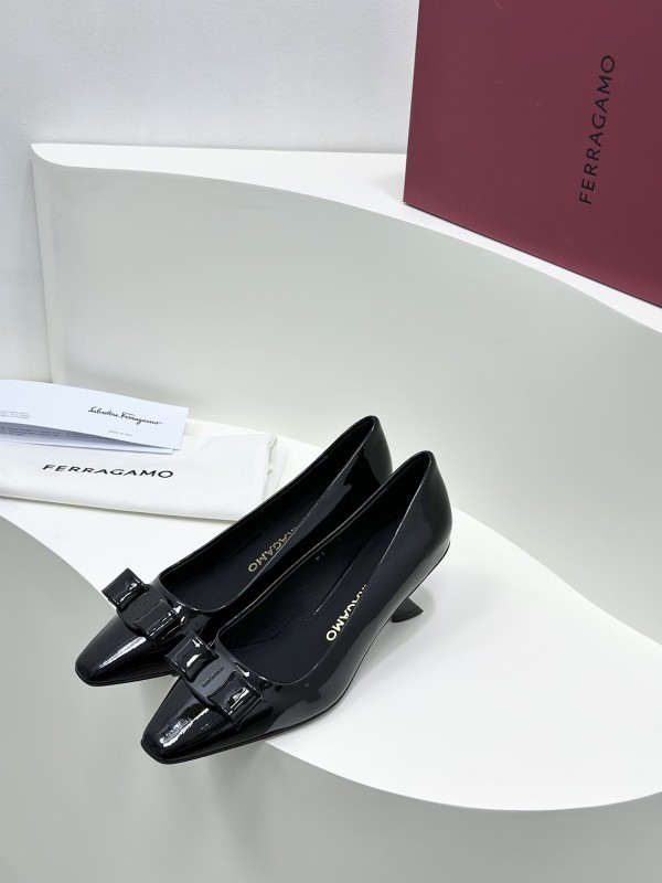 Sandali Ferragamo Altezza tacco 1cm/6cm 35-41